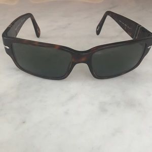 New Persol Sunglasses Polarized 2832-S